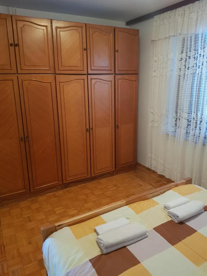 Lili Apartment อูมัค ภายนอก รูปภาพ