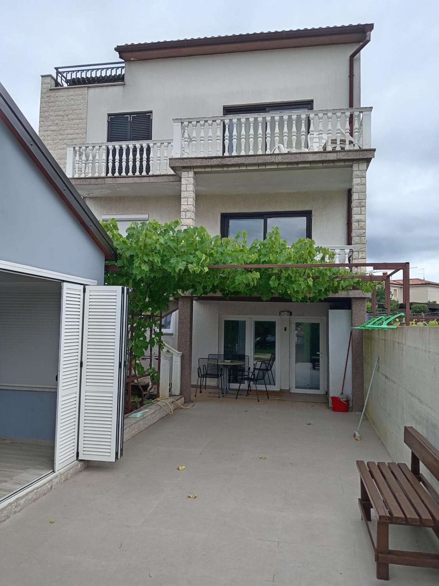 Lili Apartment อูมัค ภายนอก รูปภาพ