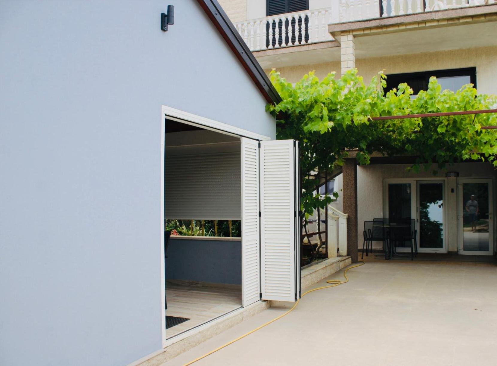 Lili Apartment อูมัค ภายนอก รูปภาพ